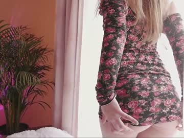 webcam girl clementine__ live cam image #3128752