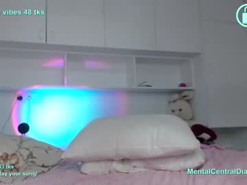 webcam girl honey_pinkgreen live cam image #3132361