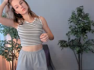 webcam girl kellanflowers live cam image #5347528