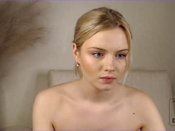 webcam couple beatris_mils live cam image #1974769