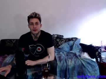 webcam man sonic12_12 live cam image #1931924