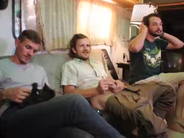 webcam man hollandhousestudios live cam image #2021578