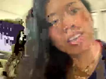 webcam girl heavenngirlyy444 live cam image #7020857