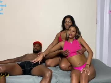webcam couple a_kingg live cam image #3770643