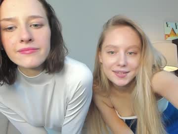 webcam girl amy_touch live cam image #3753677