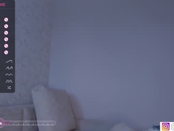 webcam girl bzzzme live cam image #5390298