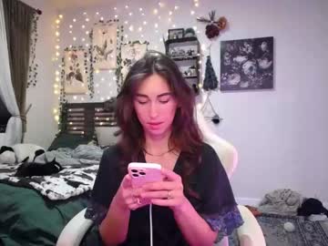 webcam girl monstrumologist live cam image #6107626