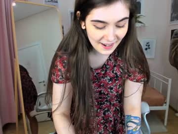 webcam girl naomi_parsons live cam image #941863