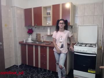 webcam couple iuliana32 live cam image #403498