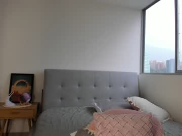 webcam girl rebeccastonee live cam image #3189694
