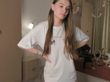 webcam girl loradutt live cam image #7082271