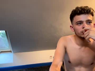 webcam man adr_twink live cam image #7022104
