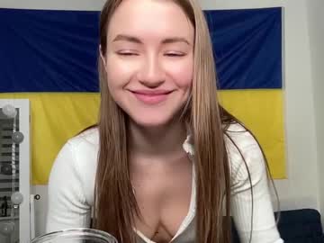 webcam girl strawberryjamx live cam image #1300804