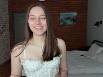 webcam girl eleonora_linn live cam image #1853332