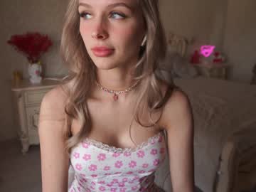 webcam girl pussy__money__weed live cam image #1182946