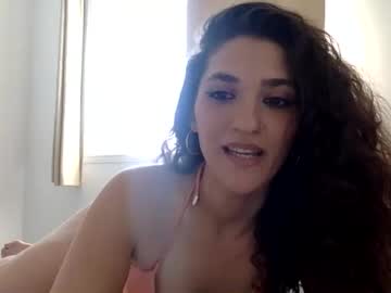 webcam girl emmababy2322 live cam image #7006652