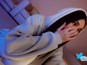 webcam girl hollyextra live cam image #3404933