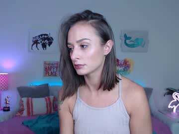 webcam girl holihurricane live cam image #2789849