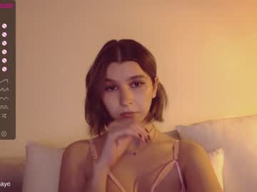 webcam girl maye_maye live cam image #146740