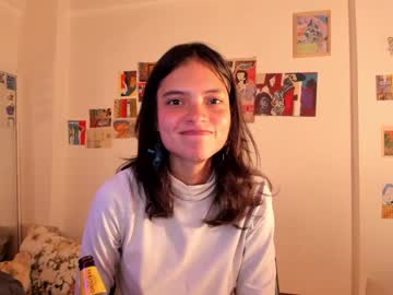 webcam girl alone_together_ live cam image #2740620
