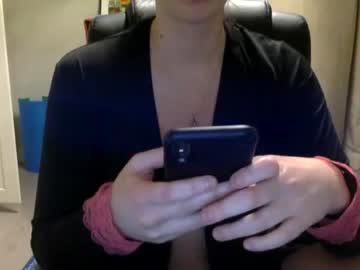 webcam girl girlwiththelotustattoo live cam image #1455062