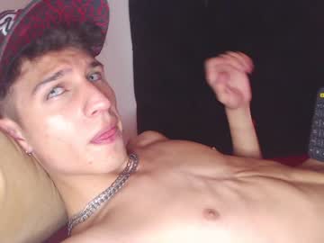 webcam man kevin_ahs live cam image #538313