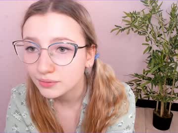 webcam girl katiehastey live cam image #6267909