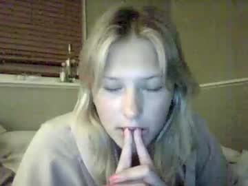 webcam girl molzbolzz live cam image #6724563