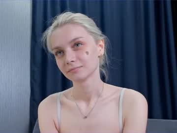 webcam girl cassie130505 live cam image #6794038