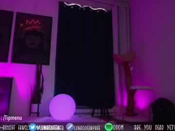 webcam girl lunaqueeeen live cam image #3325575