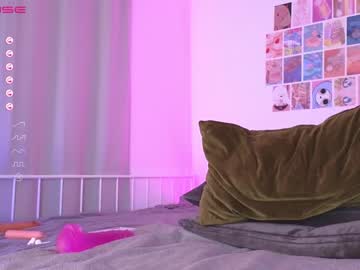 webcam girl kittymeow_xxx live cam image #4785027