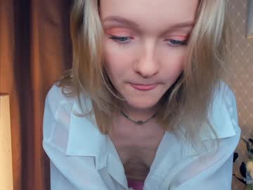 webcam girl rose_glasses live cam image #7023807