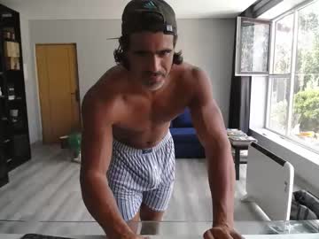 webcam man latino23bom live cam image #5246735