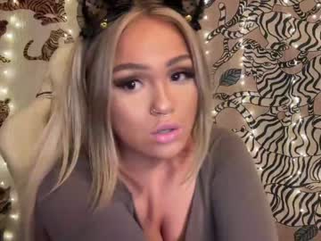 webcam girl ari_02 live cam image #5309486