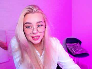 webcam girl 8a8y_nura live cam image #1448482