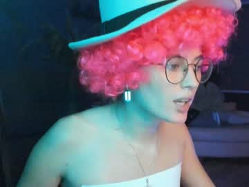 webcam girl linellali live cam image #3025398