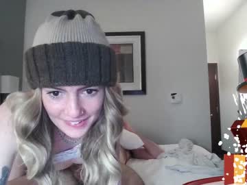 webcam girl pixelatedprincess live cam image #6315278
