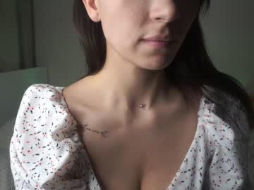 webcam girl cassandra_diaz live cam image #6670282