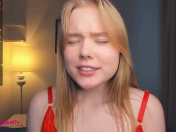 webcam girl sun_shiiine live cam image #4870881