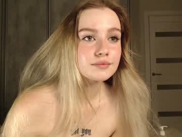 webcam girl cute_siberian_girl live cam image #2493739