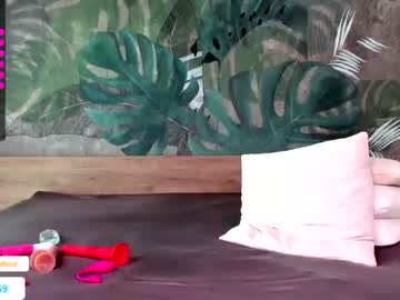webcam girl curvyjules69 live cam image #3359364