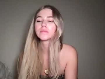 webcam girl blayzeenvy live cam image #4237887