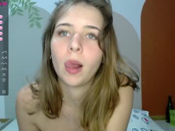 webcam girl one_more_cum live cam image #2552061