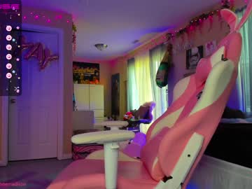 webcam girl daphnemadison live cam image #2715964