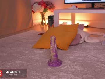 webcam girl lil_eva live cam image #4704930