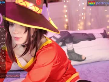 webcam girl yourcutewaifu live cam image #4724537