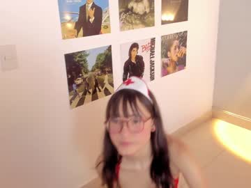 webcam girl little_effy18 live cam image #4427783