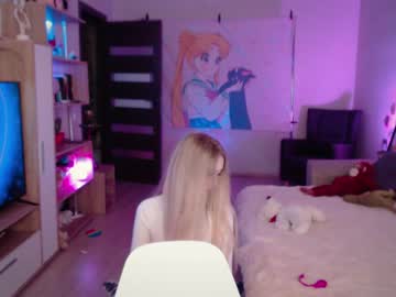 webcam girl gudeeetama live cam image #368521