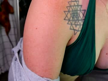 webcam girl maeveminx live cam image #4308528