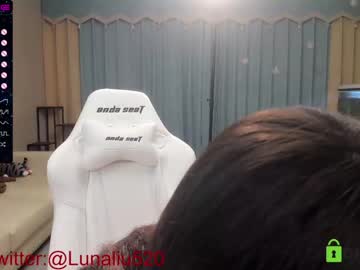 webcam girl luna_liu520 live cam image #1961366